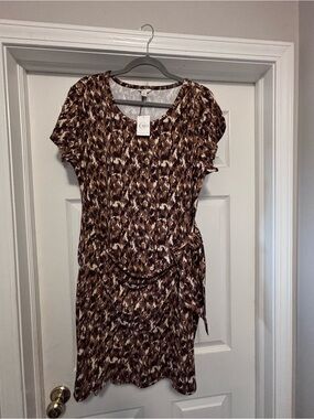 Brown animal print Short Sleeve Dress with Tie Waist